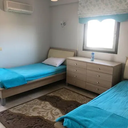 Antalya Merkezde Havuzlu Sitede 2+1 Daire *