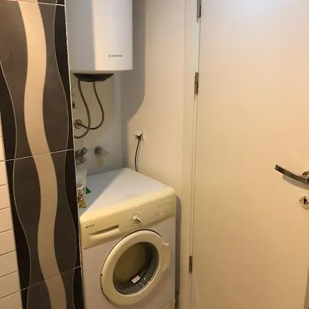 アパート Antalya Merkezde Havuzlu Sitede 2+1 Daire *