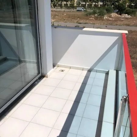 Apartament Antalya Merkezde Havuzlu Sitede 2+1 Daire